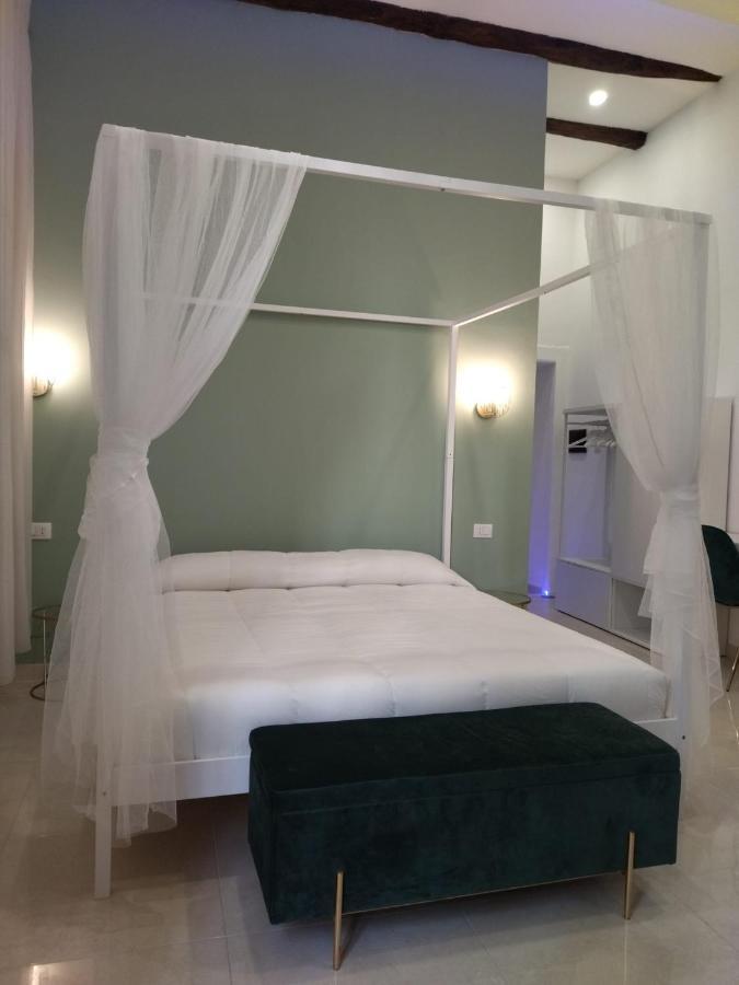 Relais Torre Gloria Bed & Breakfast Napoli Exterior foto
